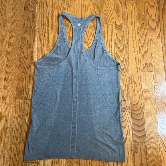 LULULEMON SWIFTLY TOP GREY SIZE 8 - Picture 5 of 6